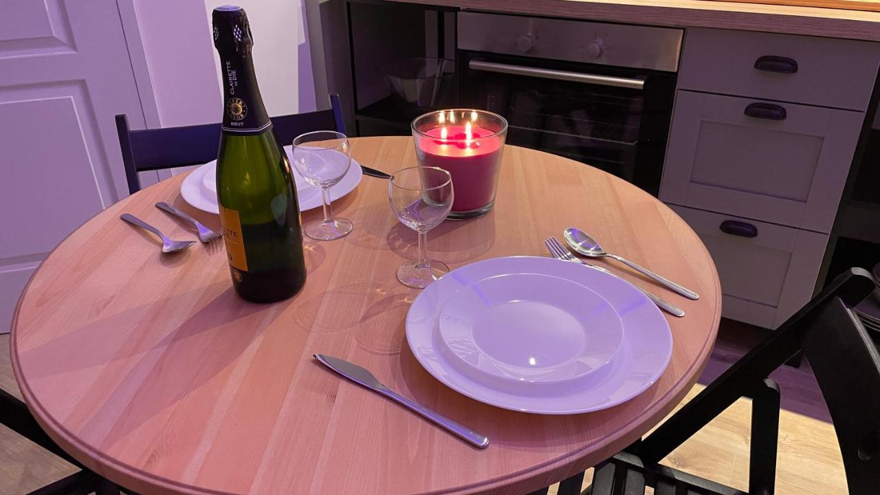 Mille Et Une Nuit, Appartement Classe 3 Etoiles En Rdc Avec Exterieur Et Parking โดล ภายนอก รูปภาพ